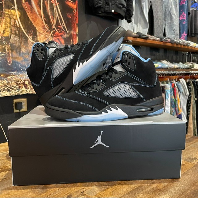 Jordan 5 Retro University Black University Blue - Size 11