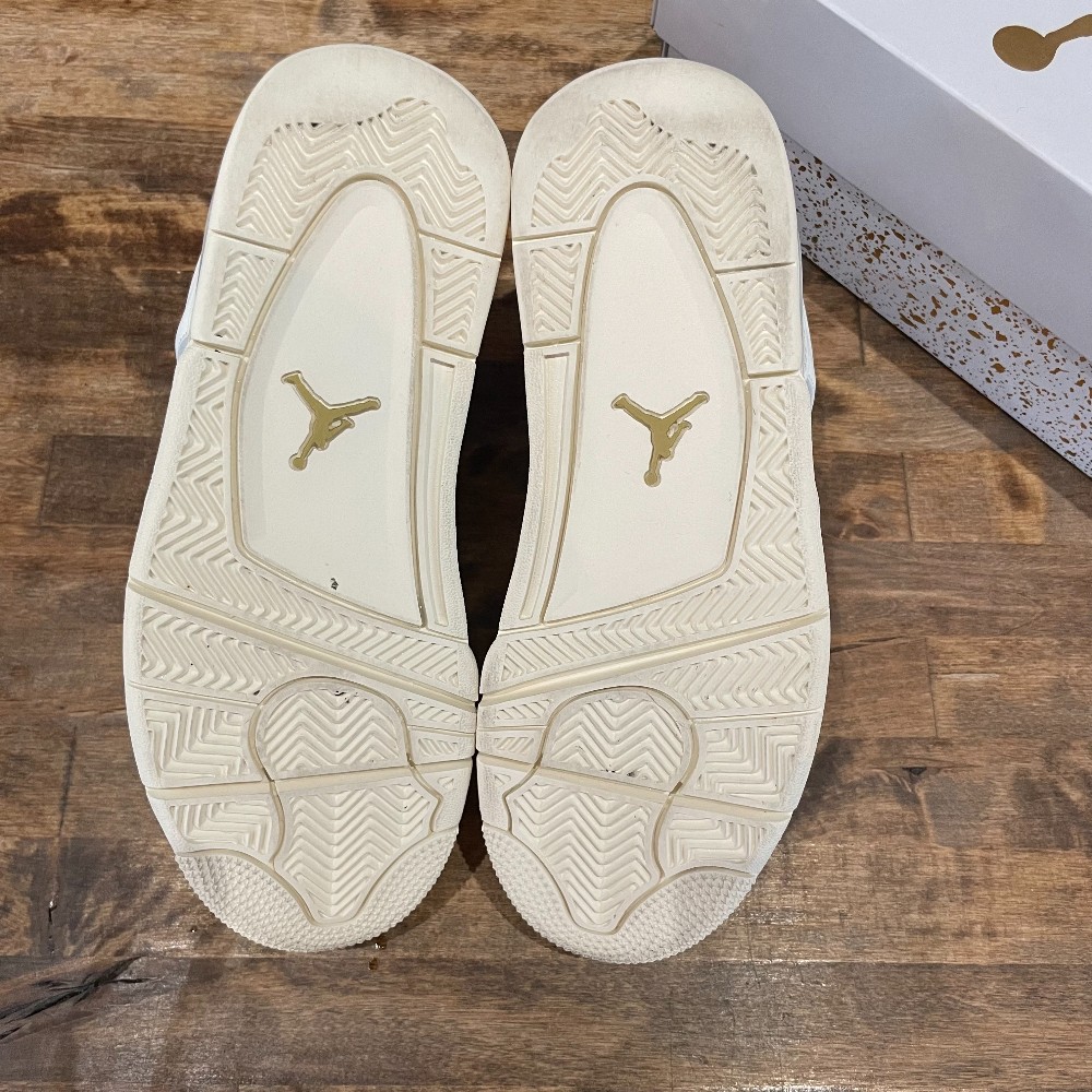 Jordan 4 Retro Metallic Gold - Size 7.5W