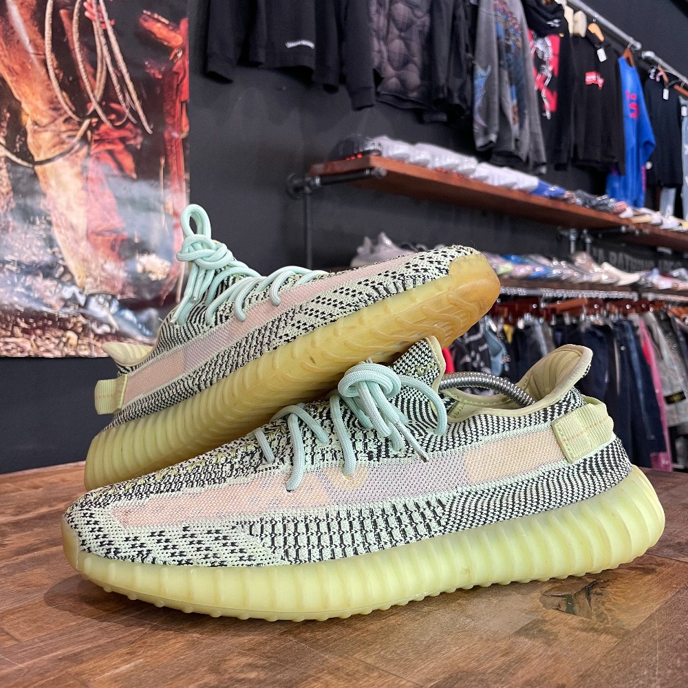Yeezy 350 Yeezreel (No Box) -Size 11.5
