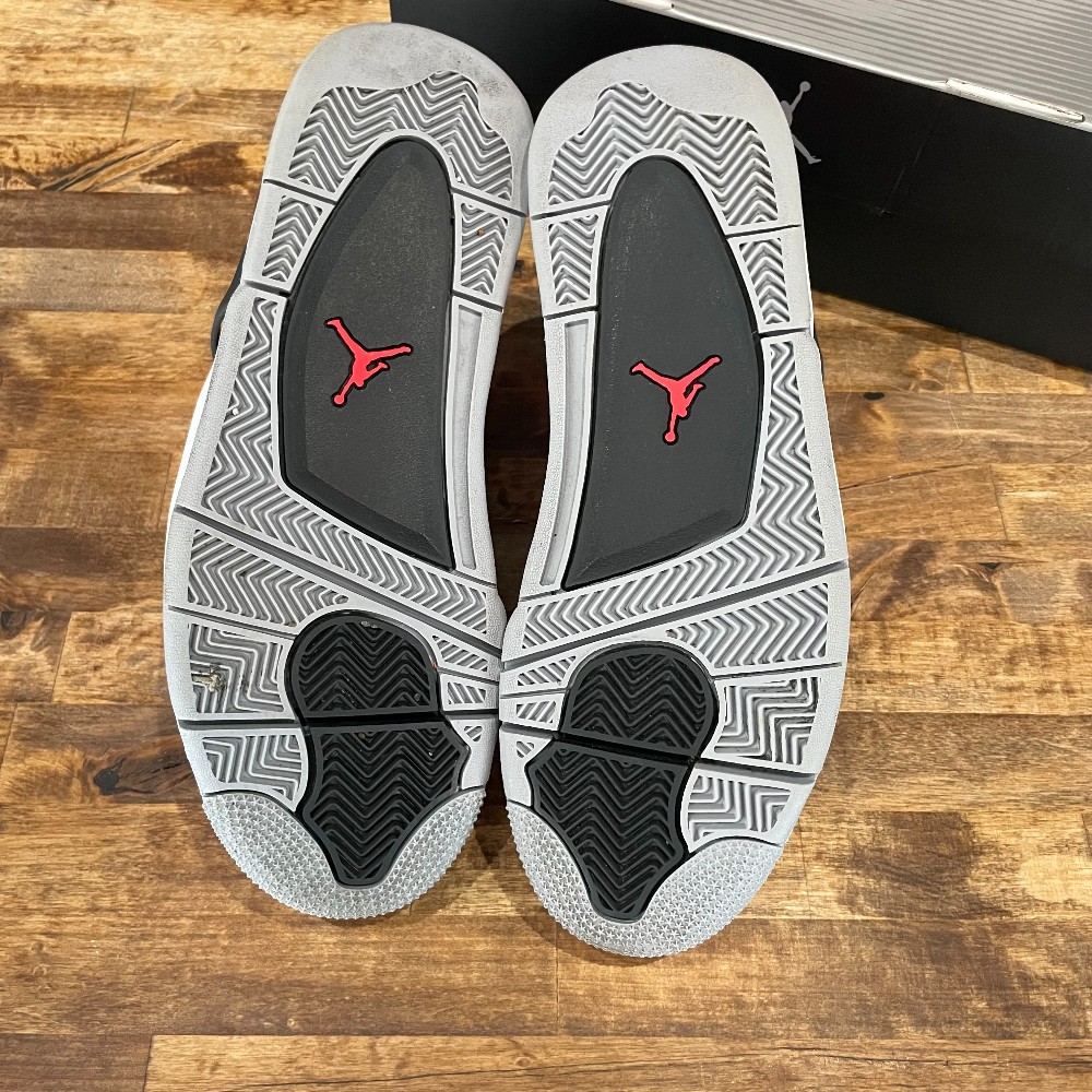 Jordan 4 Toro Bravo - Size 8.5