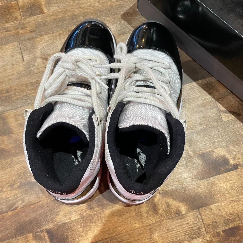 Jordan 11 Retro Concord (2018) - Size 8