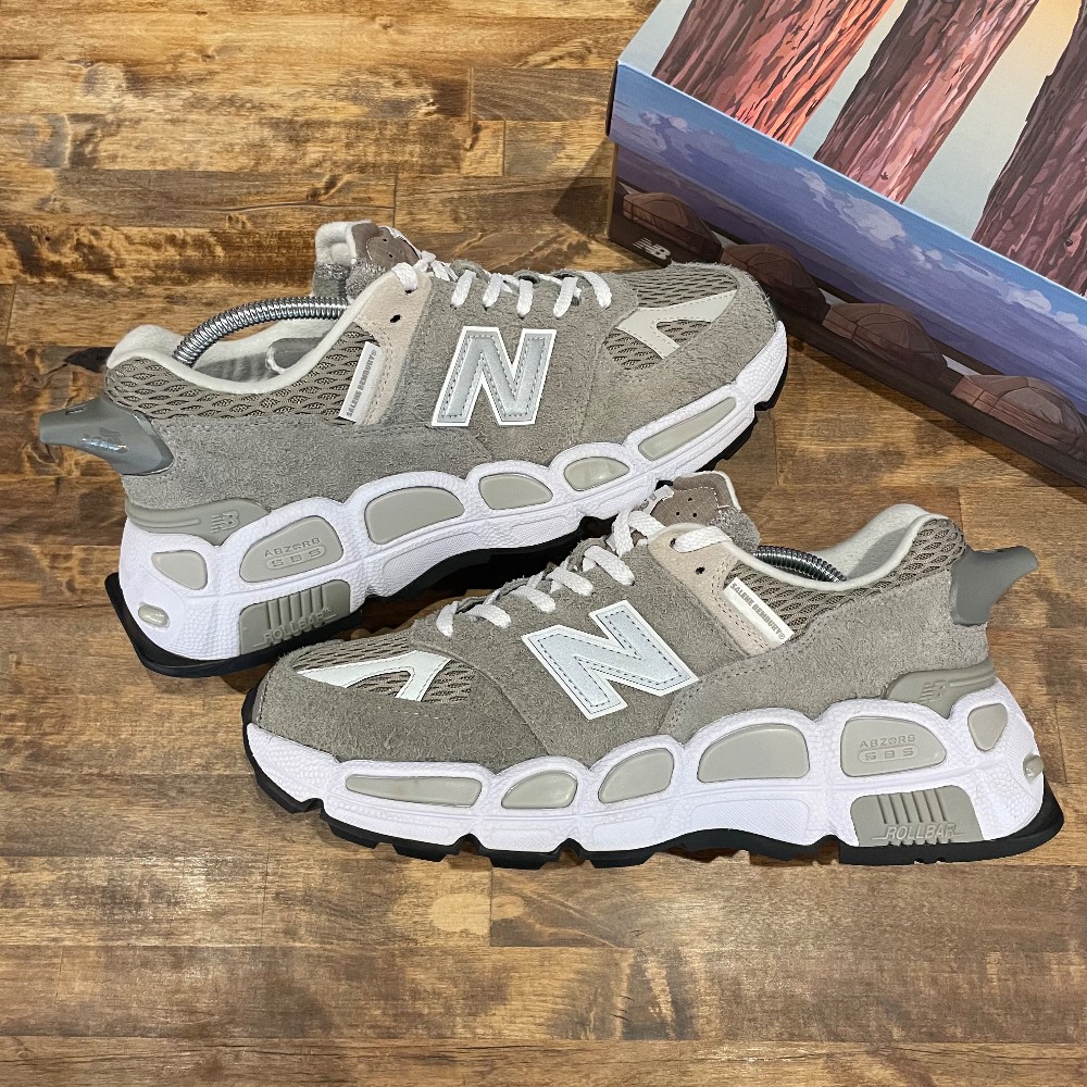 Salehe Bembury NB 574 Yurt Shark Skin - Size 11