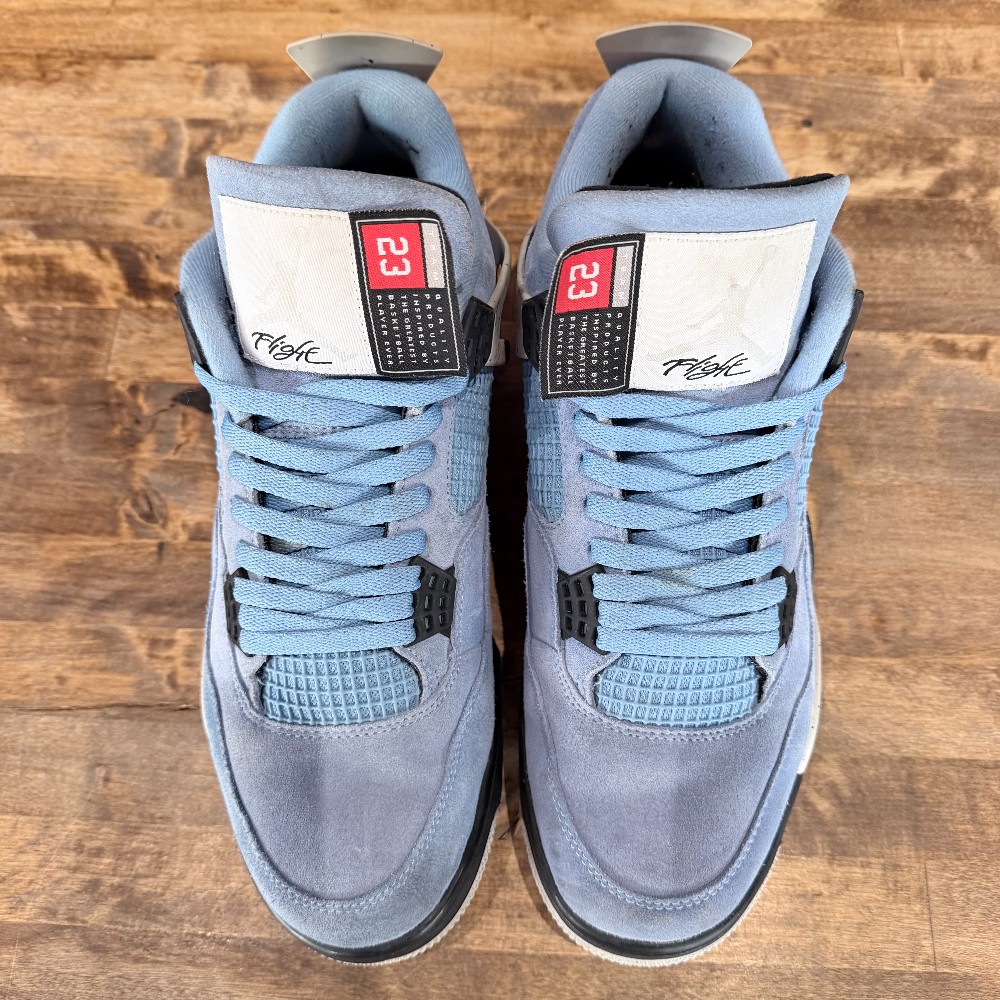 Jordan 4 University Blue - Size 11