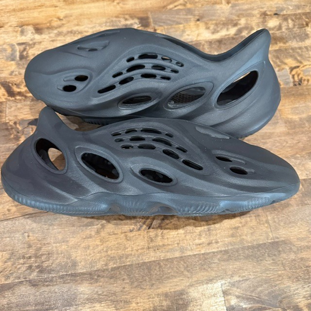 adidas Yeezy Foam RNR Onyx (No Box) - Size 12