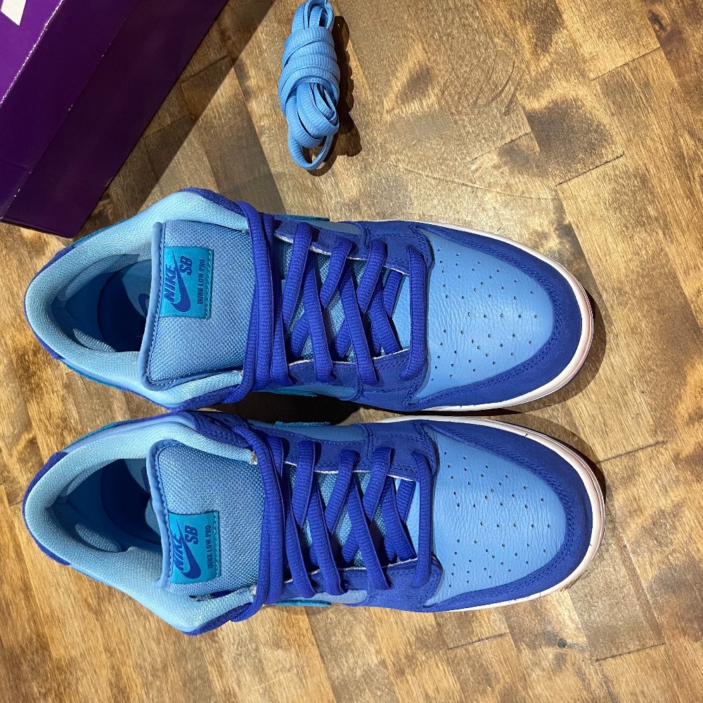 Nike SB Dunk Low Blue Raspberry - Size 12