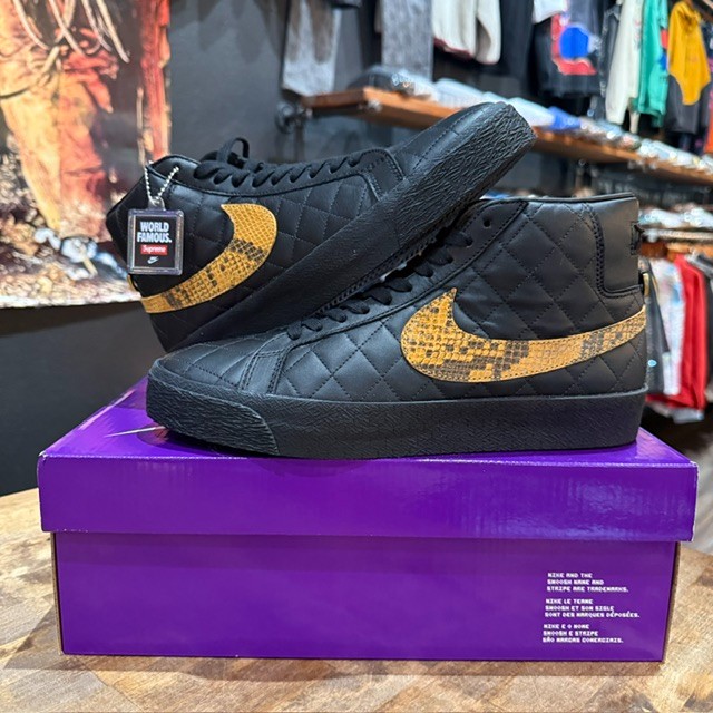 Supreme Blazer Black - Size 9