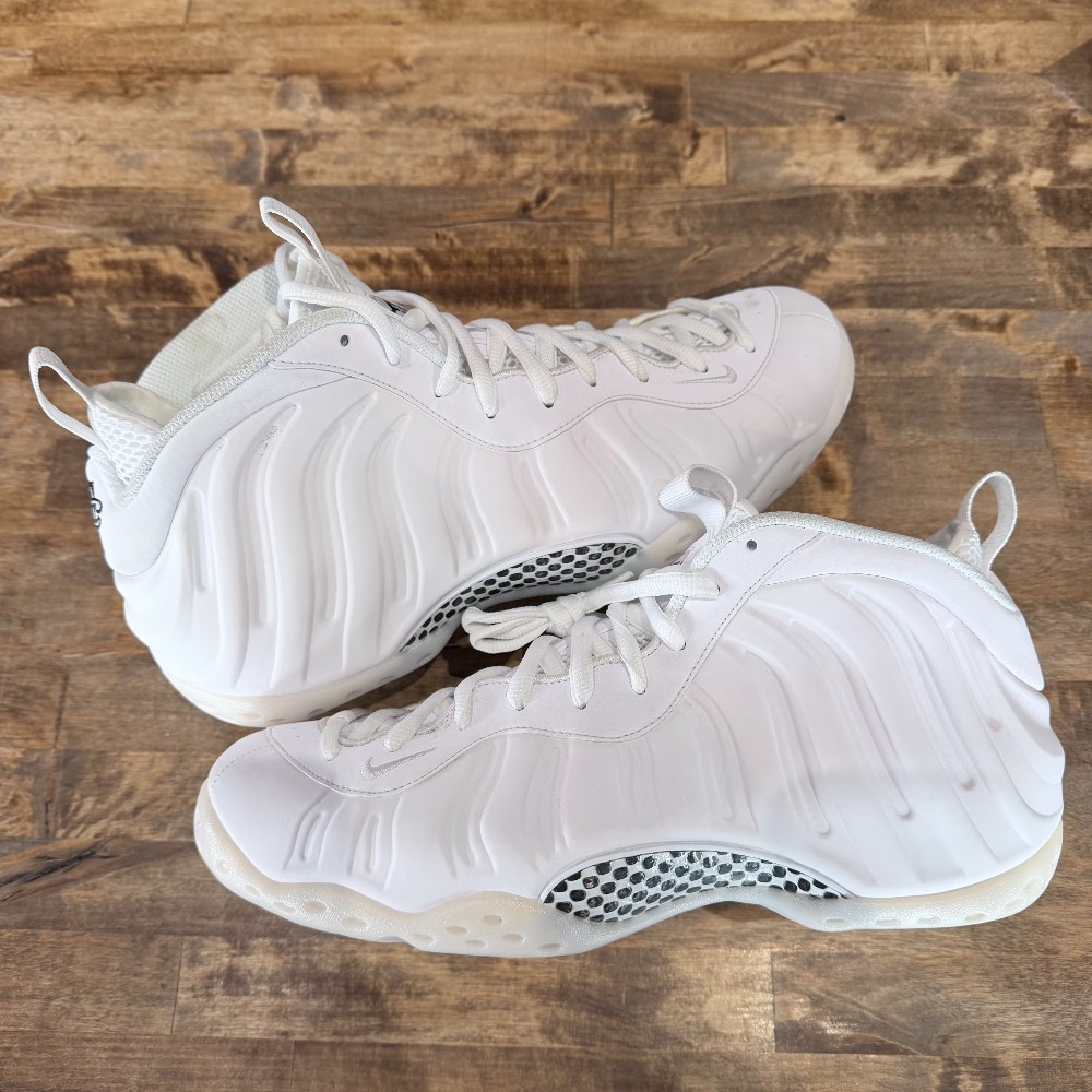 Nike Air Foamposite Triple White - Size 11