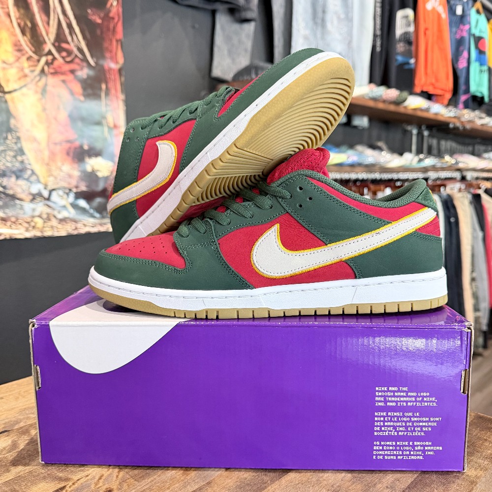 Nike SB Dunk Low Seattle Supersonics - Size 11.5