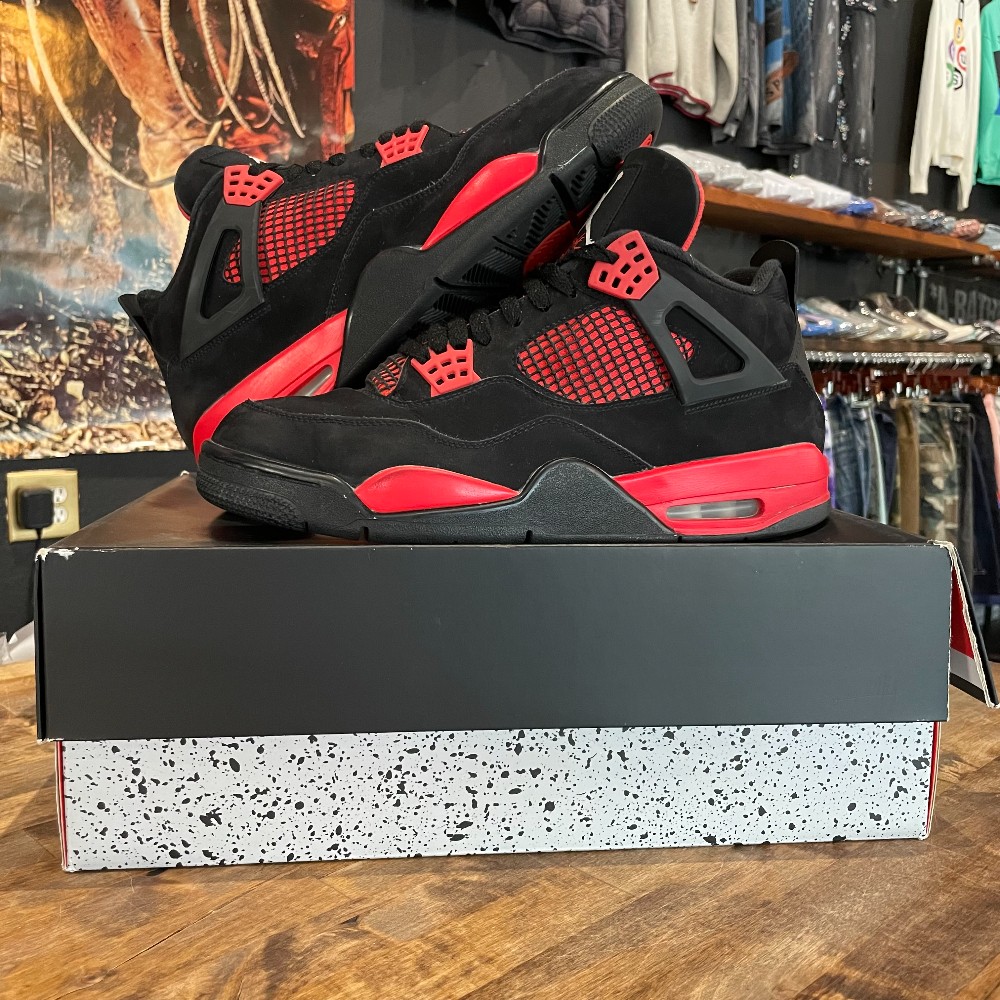 Jordan 4 Retro Red Thunder - Size 12