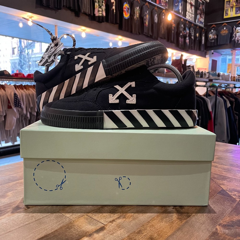 Off-White Vulc Low Black White Arrow - Size 42