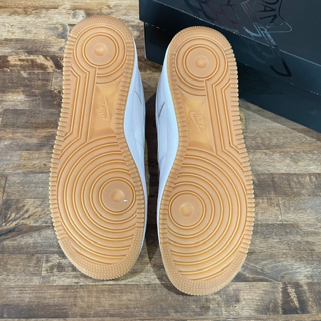 Air Force 1 Low White Gum (Replacement Box) - Size 11.5