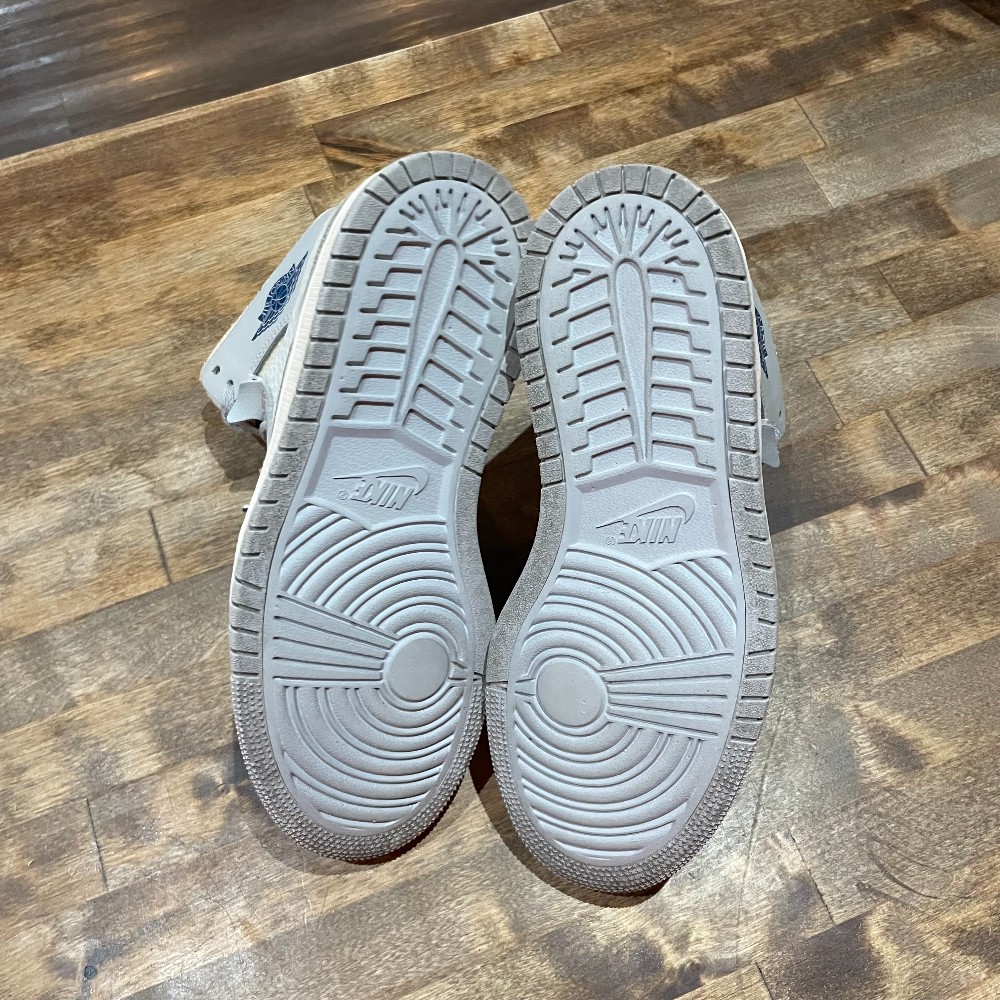 Jordan 1 Zoom CMFT London (No Box) - Size 6