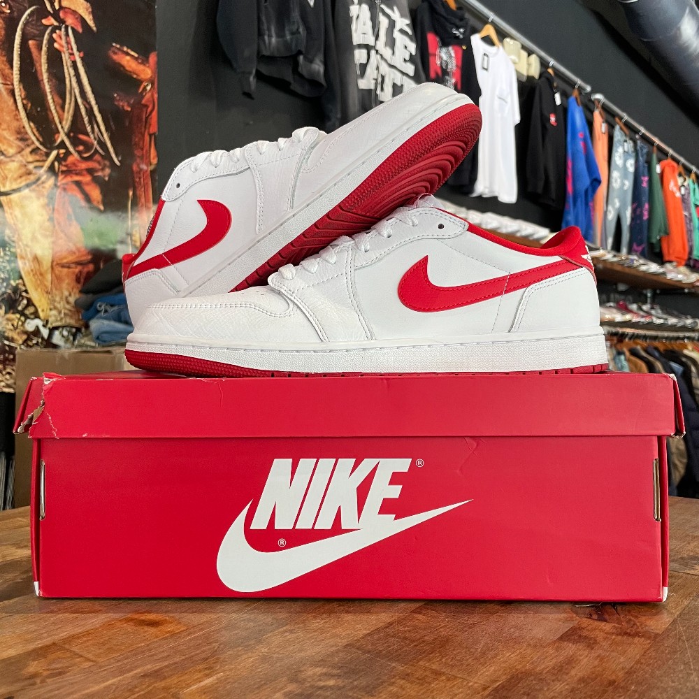 Jordan 1 Low OG University Red - Size 11.5