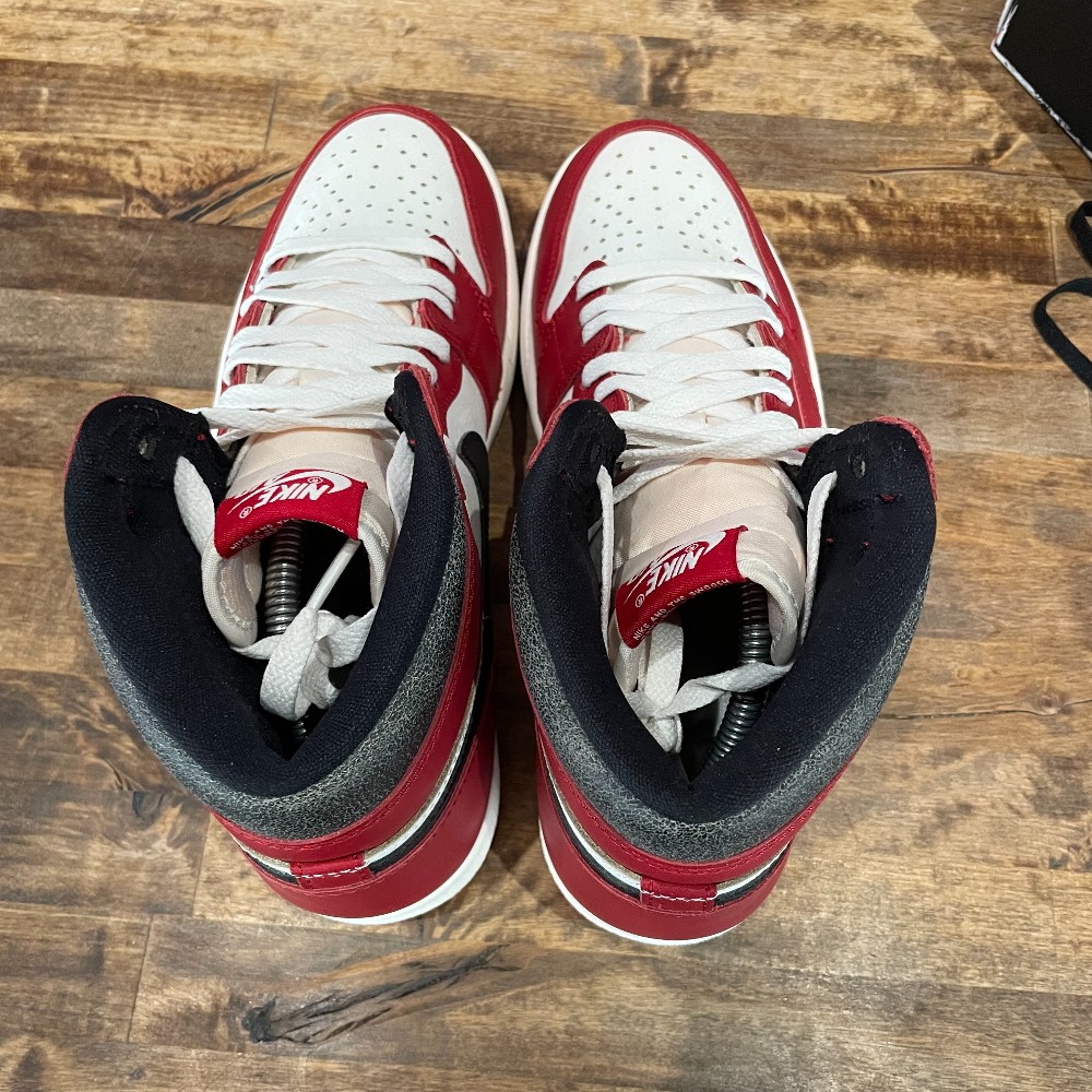 Jordan 1 Retro High Chicago Lost & Found - Size 10
