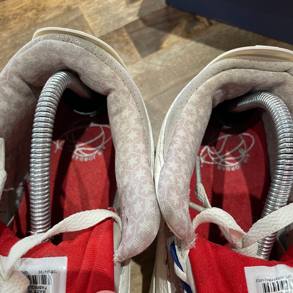 Jordan 3 Retro International Flight - Size 8