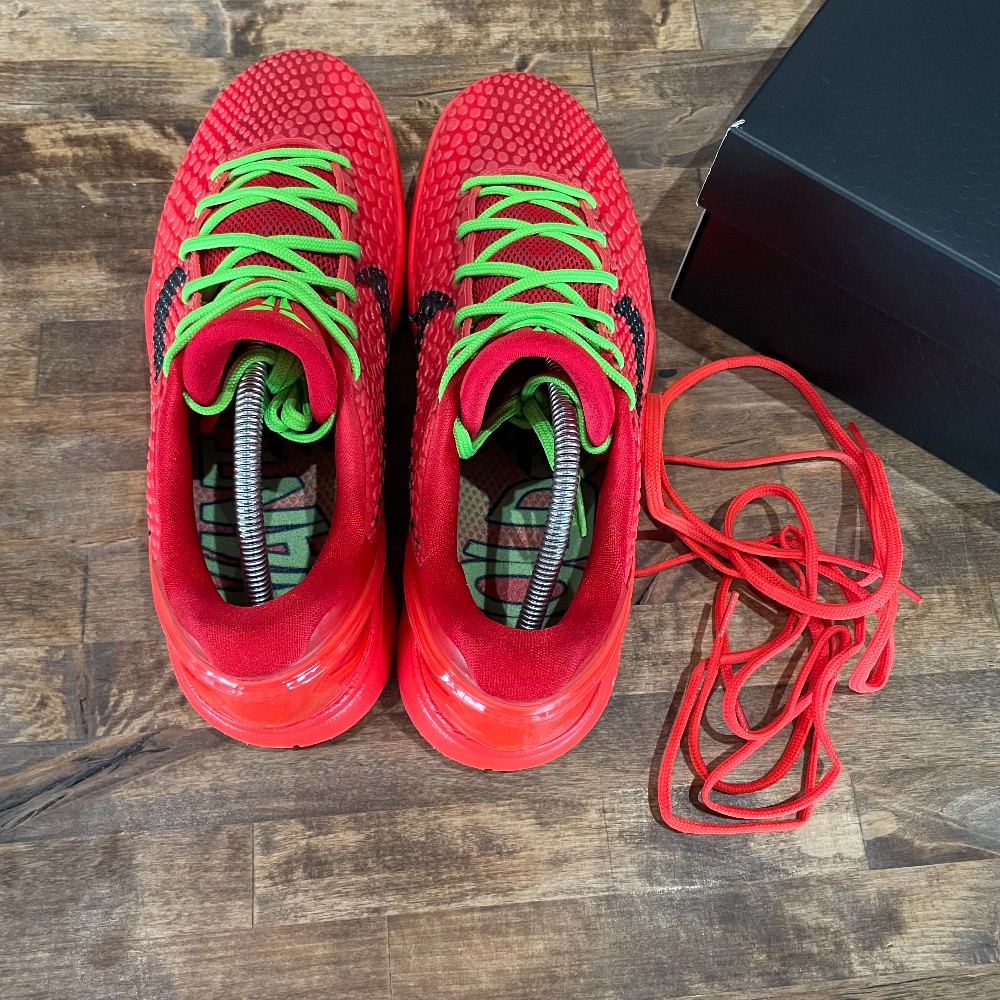 Kobe 6 Protro Reverse Grinch - Size 11