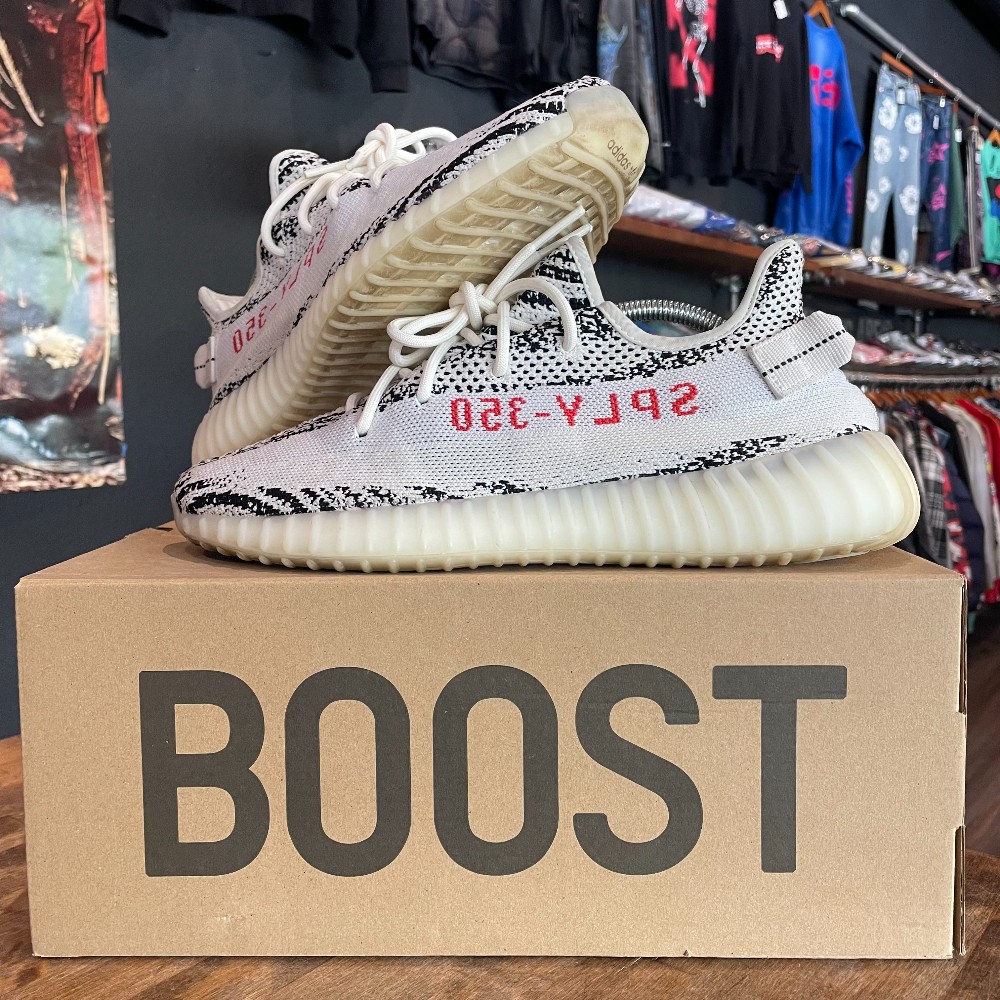 Adidas Yeezy V2 Zebra - Size 10.5