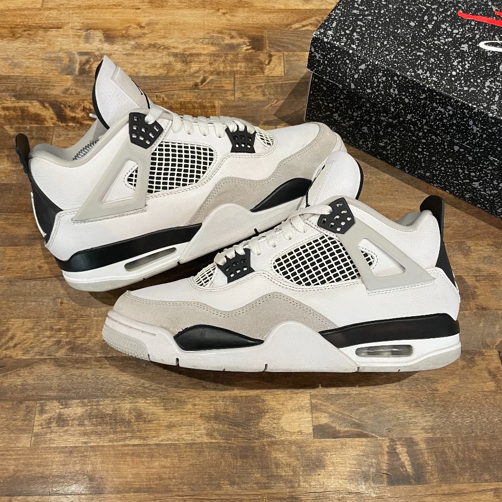 Jordan 4 Retro Military Black - Size 9.5
