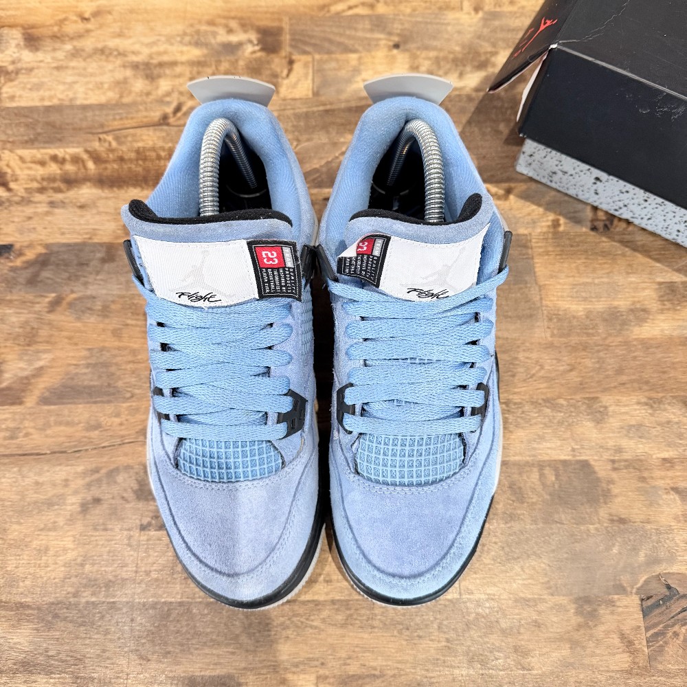 Jordan 4 Retro (GS) University Blue - Size 5.5Y
