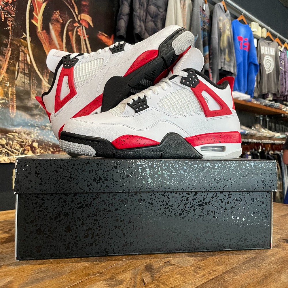 Jordan 4 Red Cement - Size 9