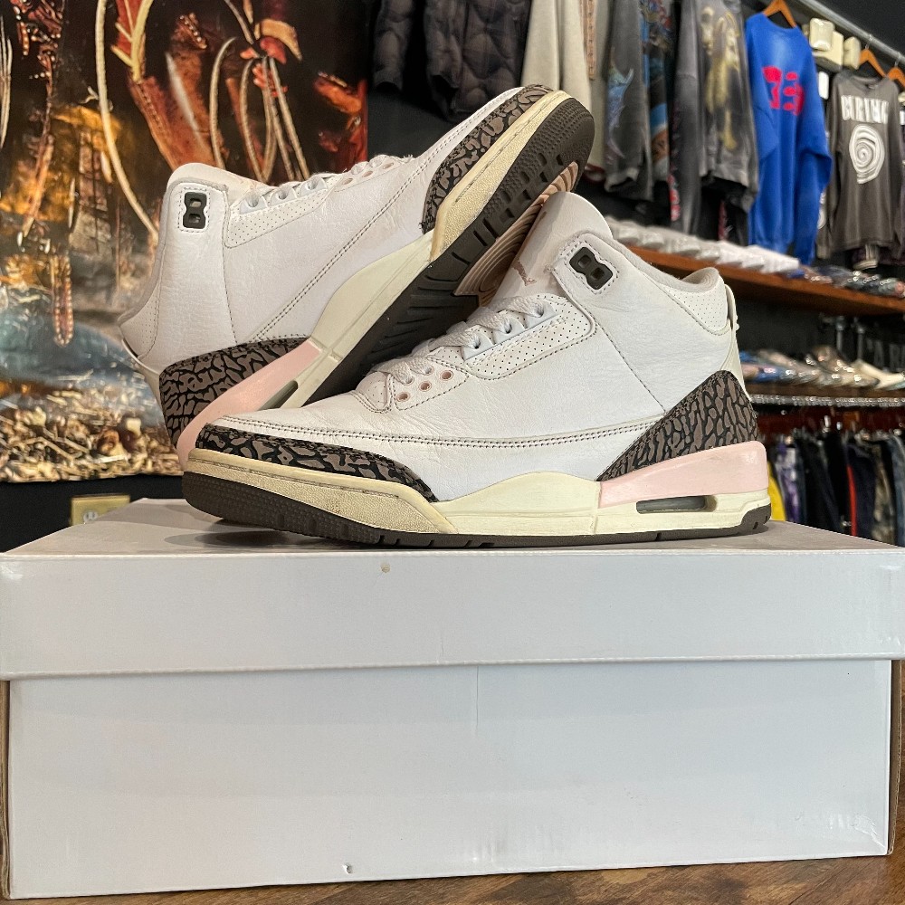 Jordan 3 Retro (W) Neapolitan - Size 8.5W
