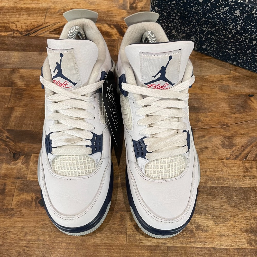 Jordan 4 Midnight Navy - Size 5