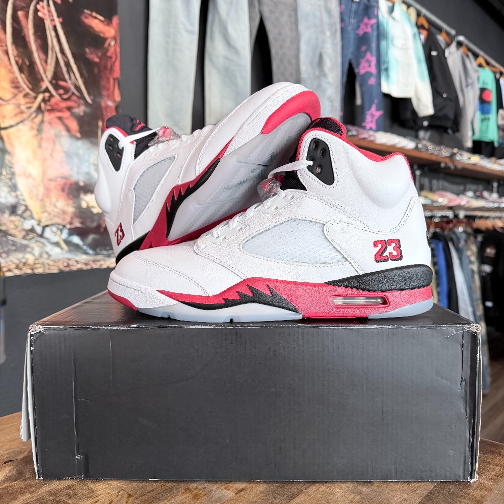 Jordan 5 Retro Fire Red Black Tongue - Size 10.5