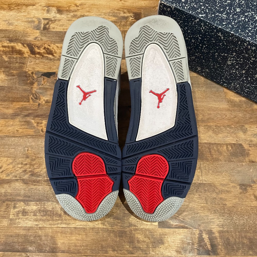 Jordan 4 Midnight Navy - Size 11