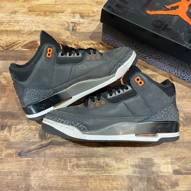 Jordan 3 Retro Fear (2023) - Size 9.5