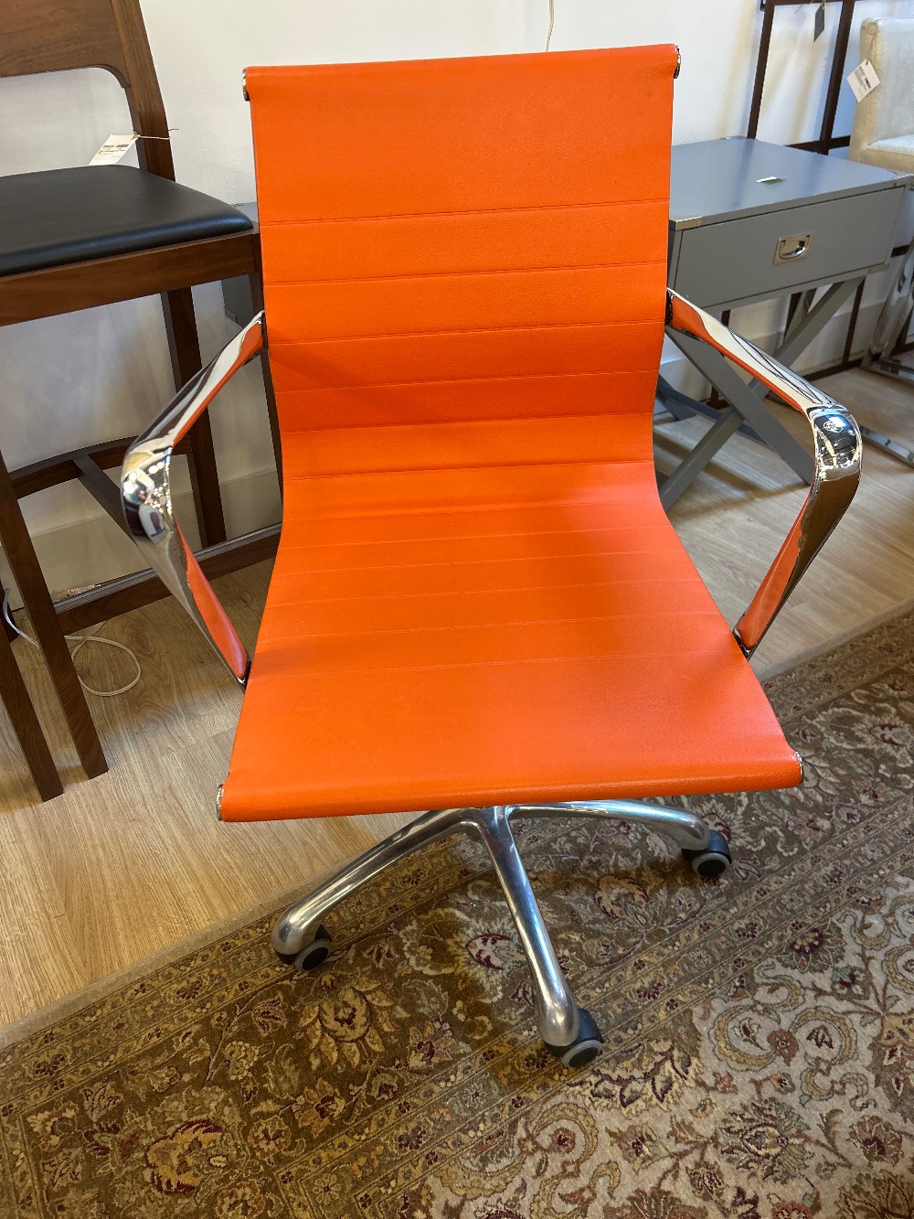 Modern Ribbed Leather Chrome Desk Chair