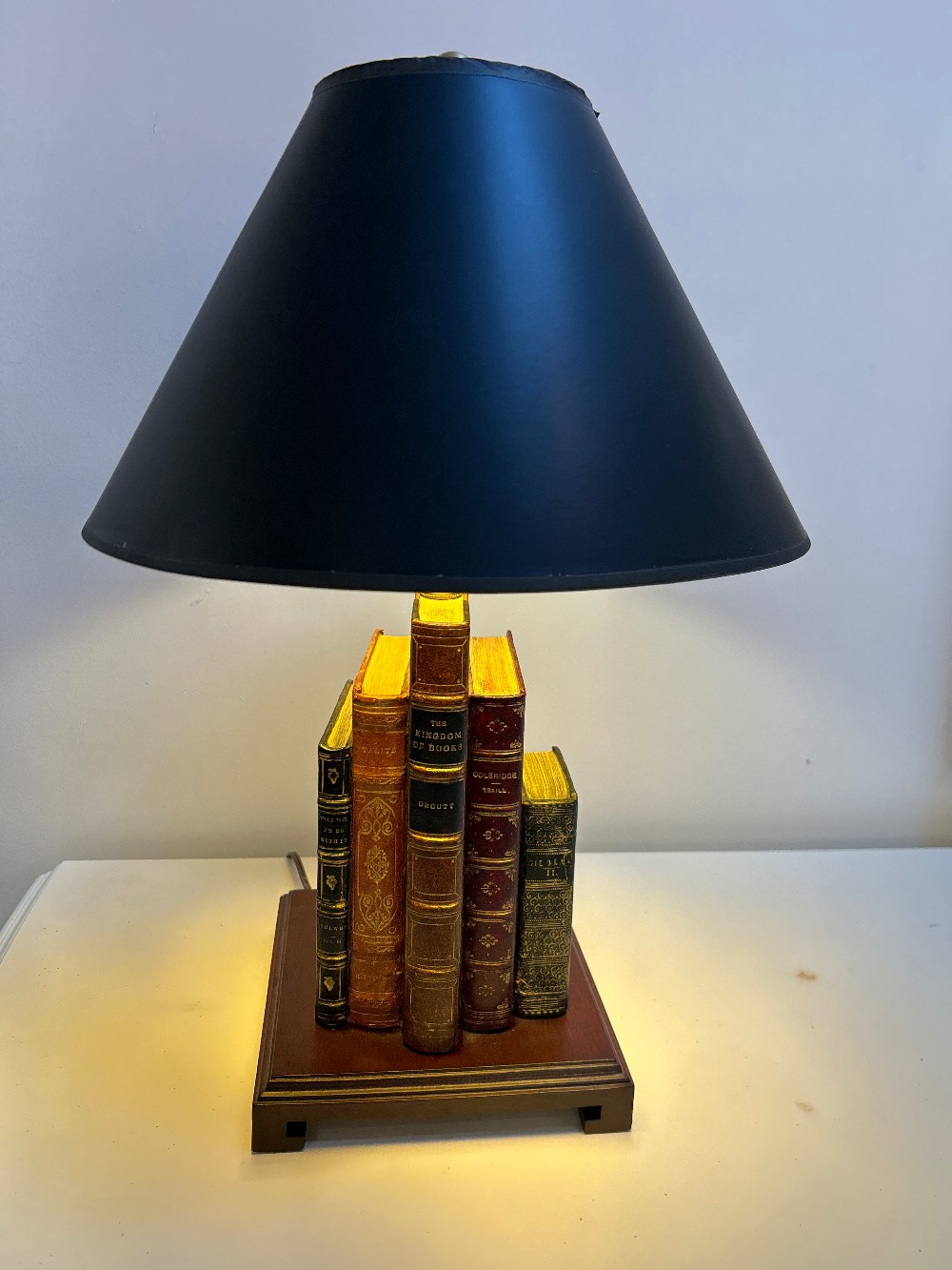 Vintage Stacked Books Table Lamp
