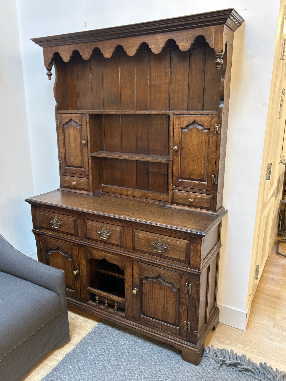 Vintage Welsh Oak Hutch