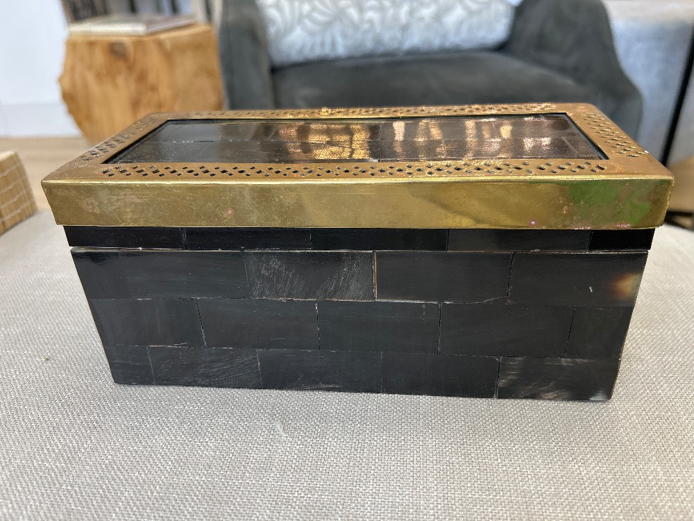Mela Artisans Tessellated Horn Brass Rim Box