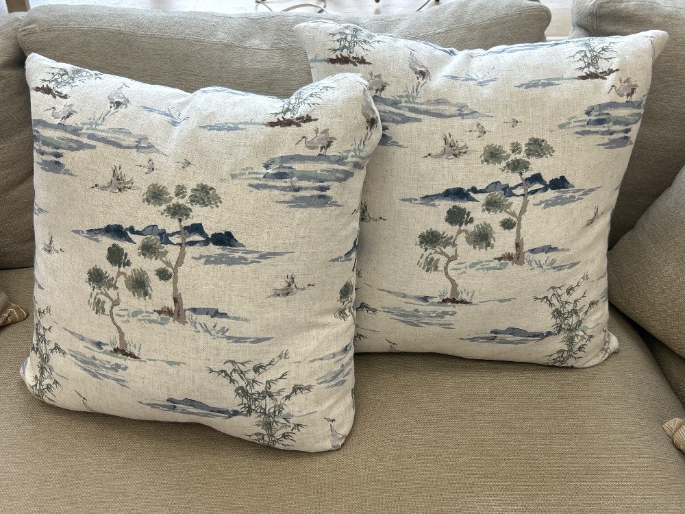 Eastern Accents Tsuru Throw Pillows, Pair
