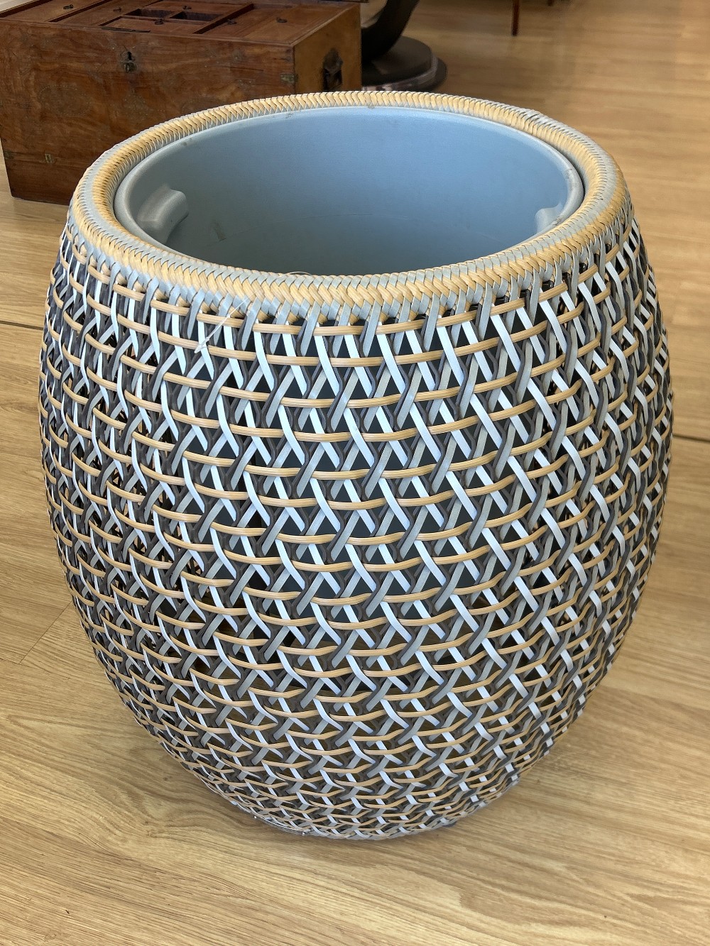 Dedon Dala Handmade Planter - Medium