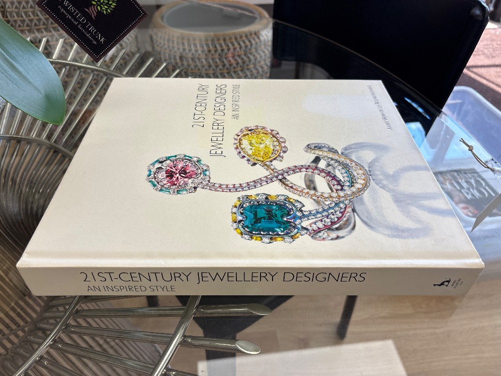 21st-Century Jewellery Designers Book