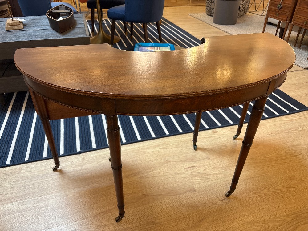 Antique Mahogany Drop Leaf Rounded Hunt Table