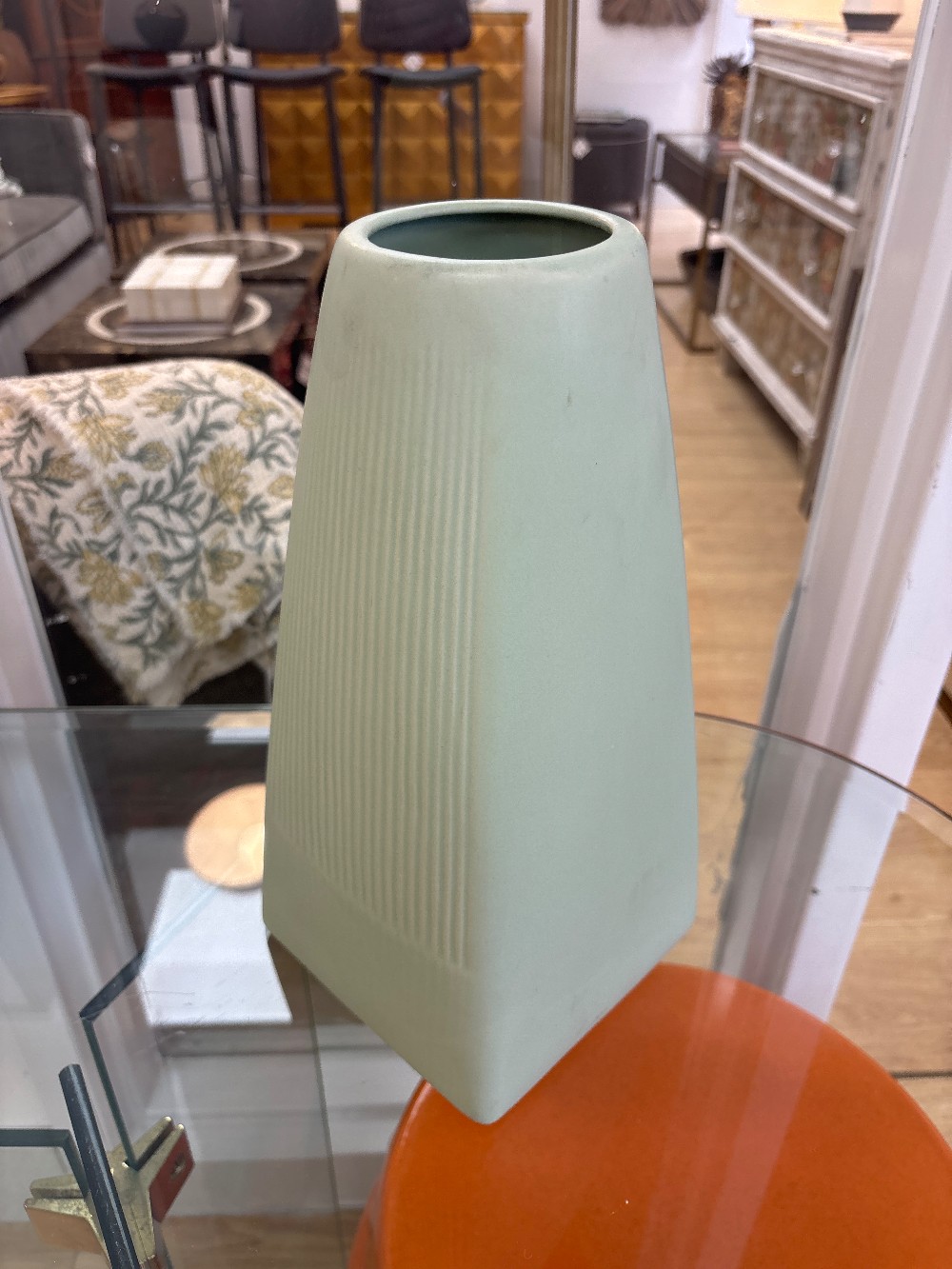 Kavana Home Small Geometric Mint Vase