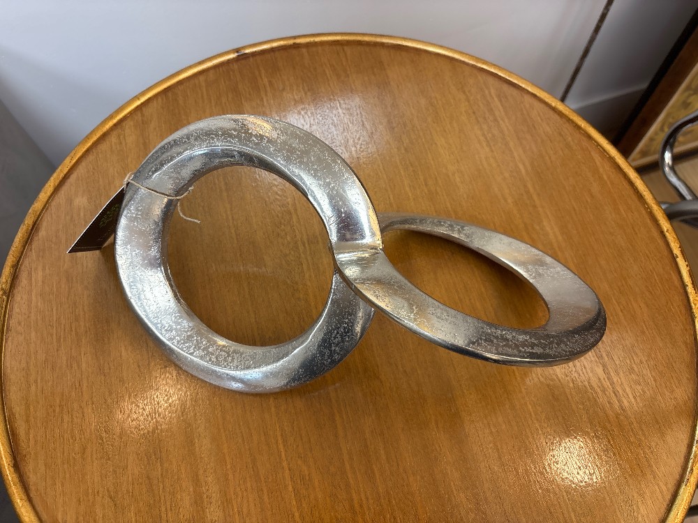 Metal Silver Circle Link