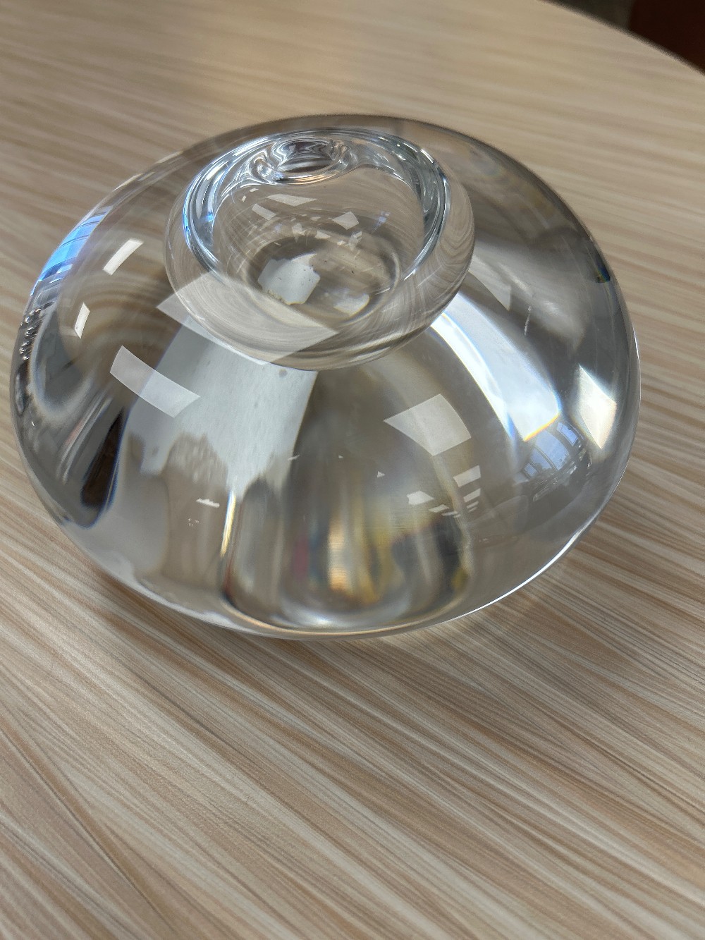 Hoya Crystal Pebble Vase - Medium