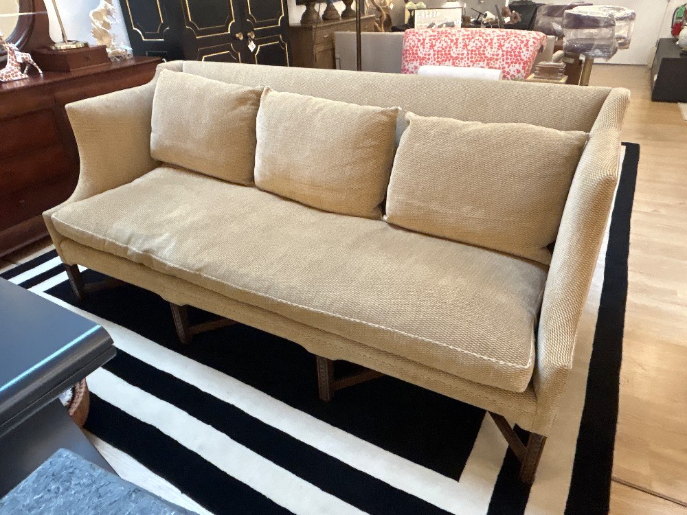 Dennis & Leen Gainsborough Sofa
