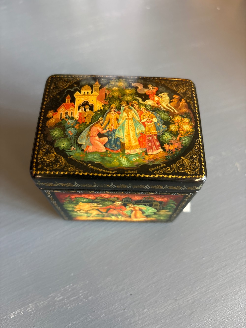 Vintage Lacquered Russian Trinket Box