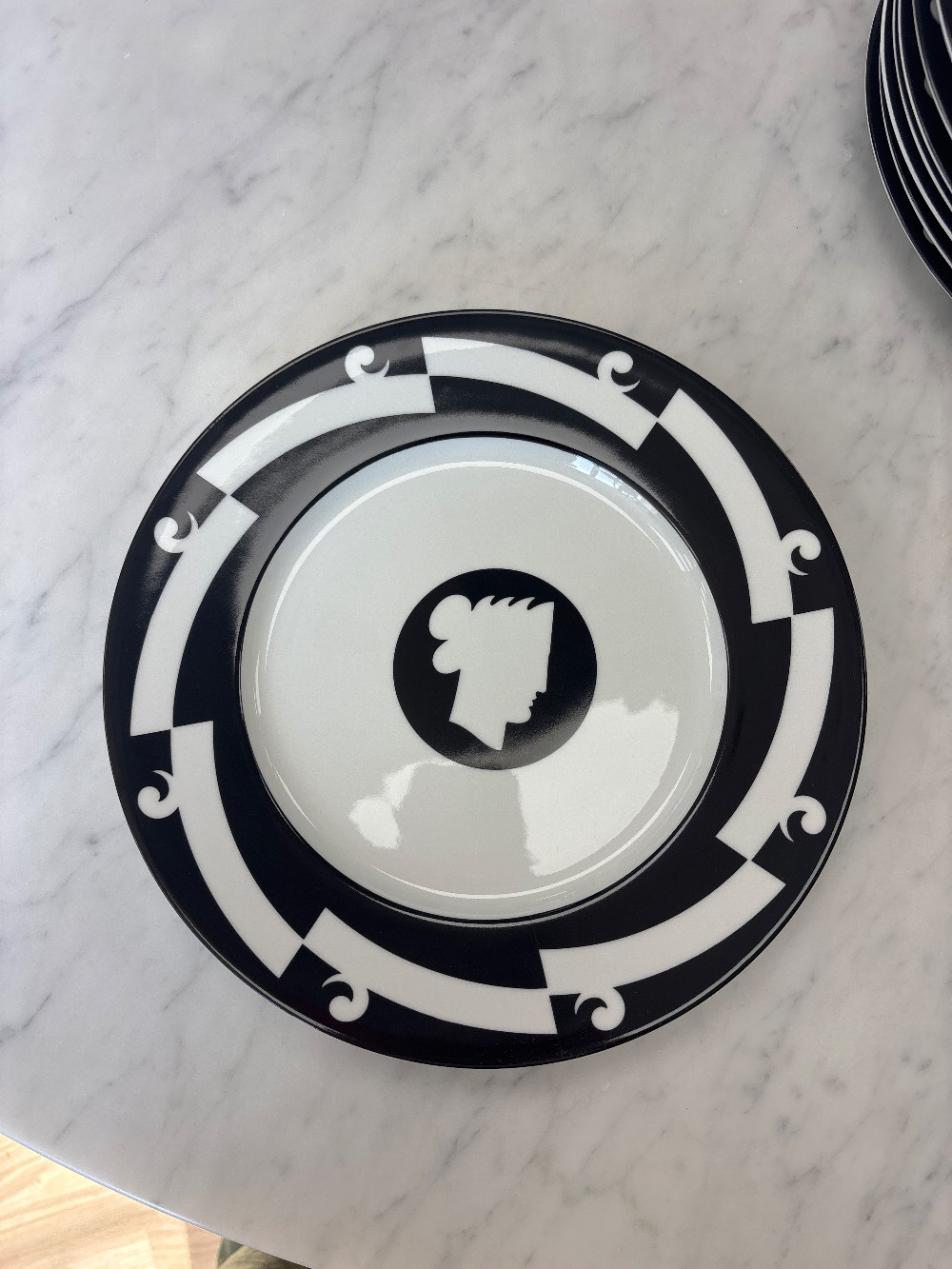 Porcelaine de Paris Napoleon IV Dinner Plates - Set of 8