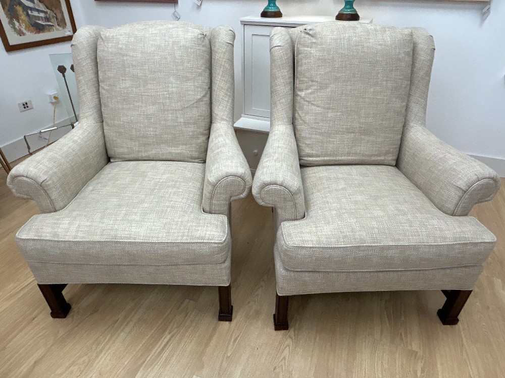 Hickory Chair Marlborough Leg Lounge Chairs, Pair
