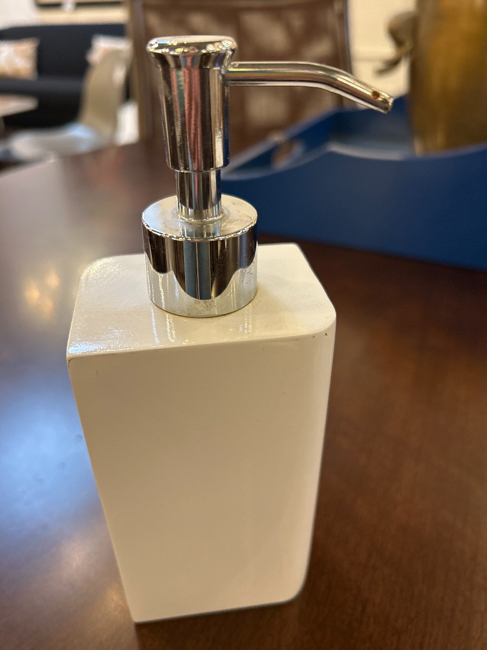 Kassatex Lacquer Soap Dispenser