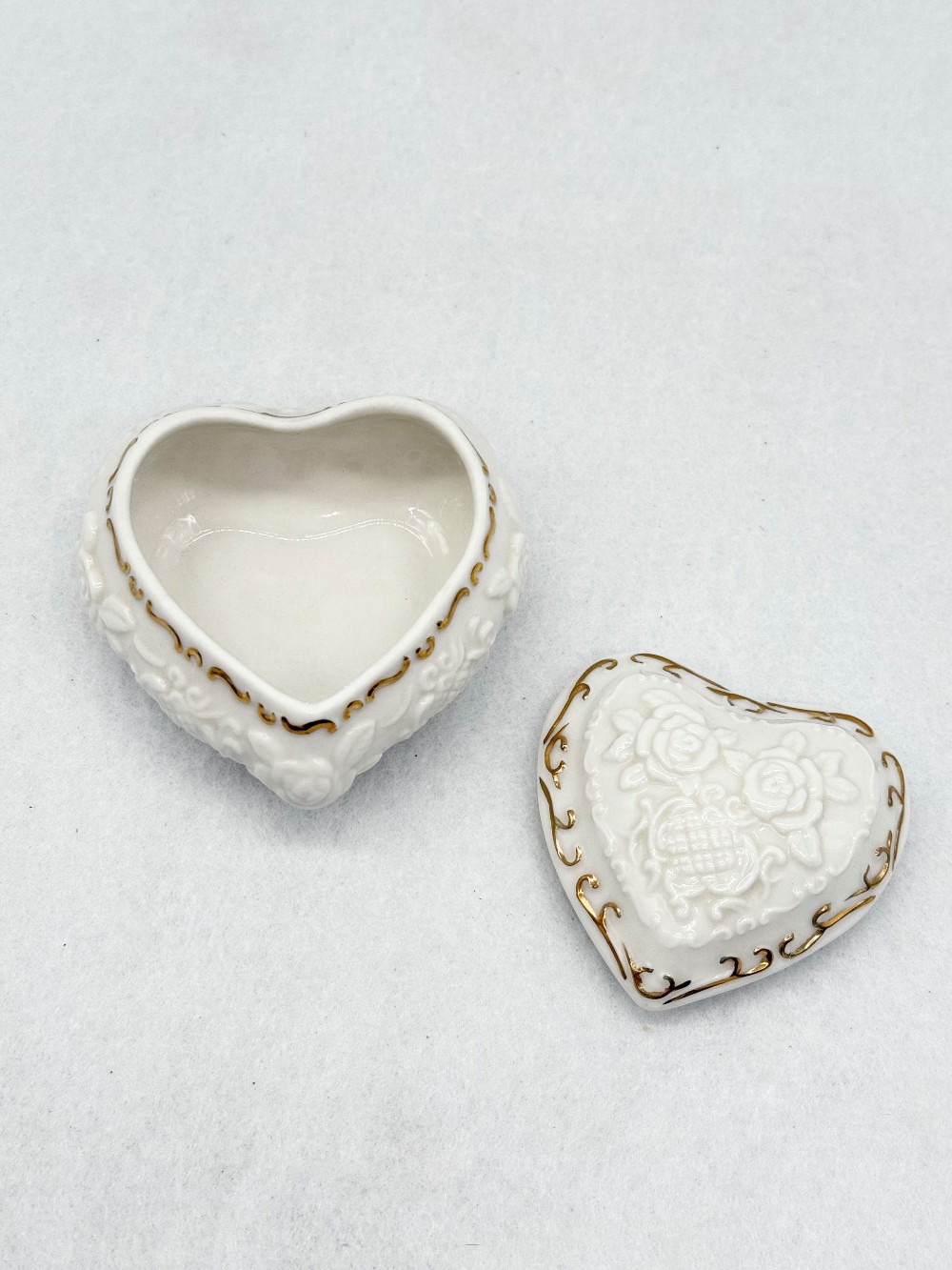 Melodies Gold Trim Rose Etch Covered Trinket Dish
