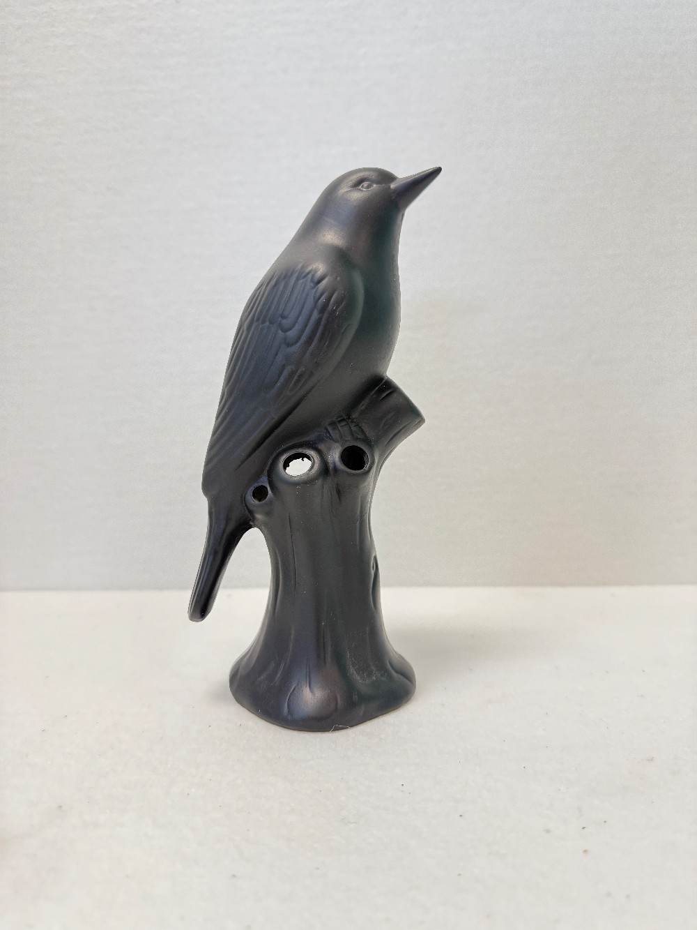 Black Porcelain Bird Vase - LD