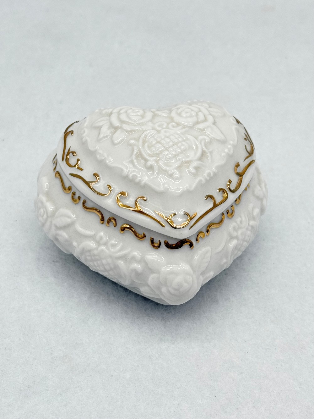 Melodies Gold Trim Rose Etch Covered Trinket Dish