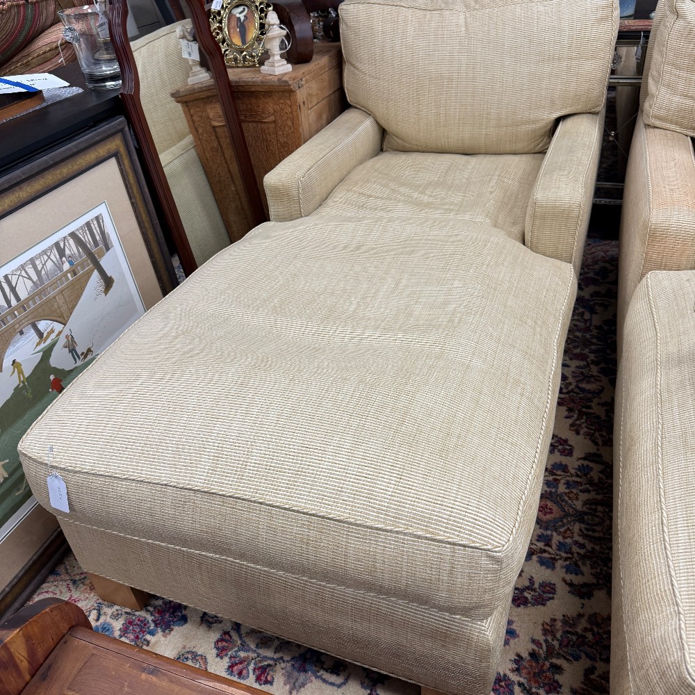 Club/Lounge Chairs