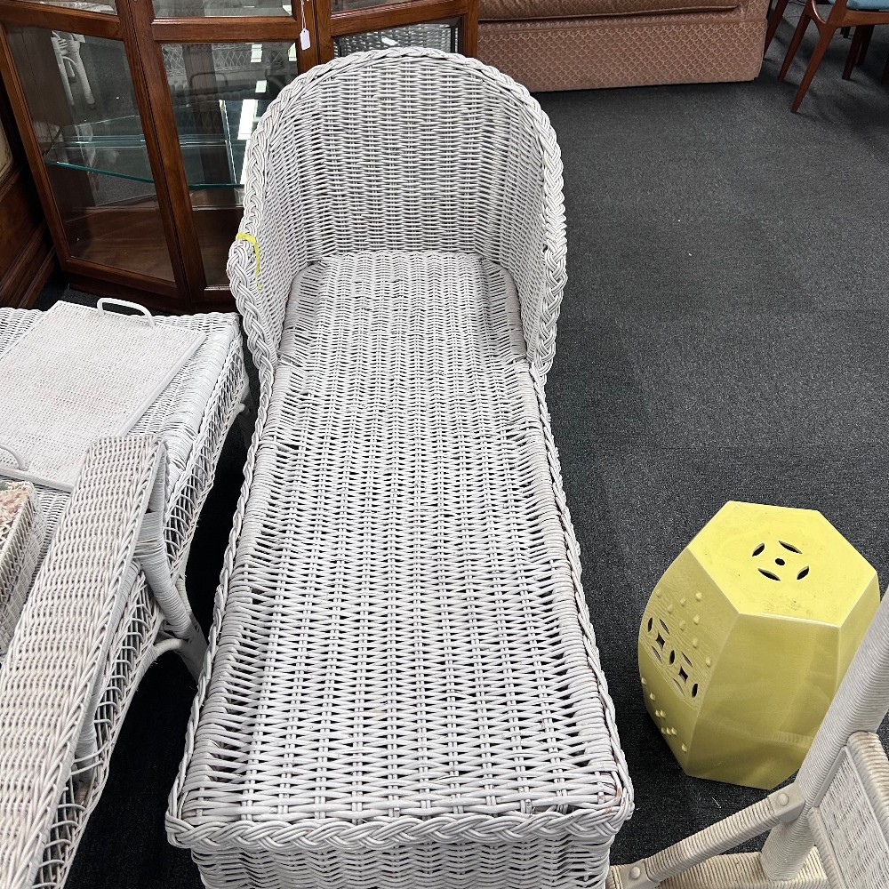 Club/Lounge Chairs
